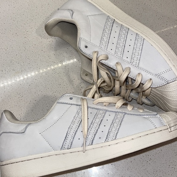 Adidas Shell Toe size 11 - Picture 6 of 6